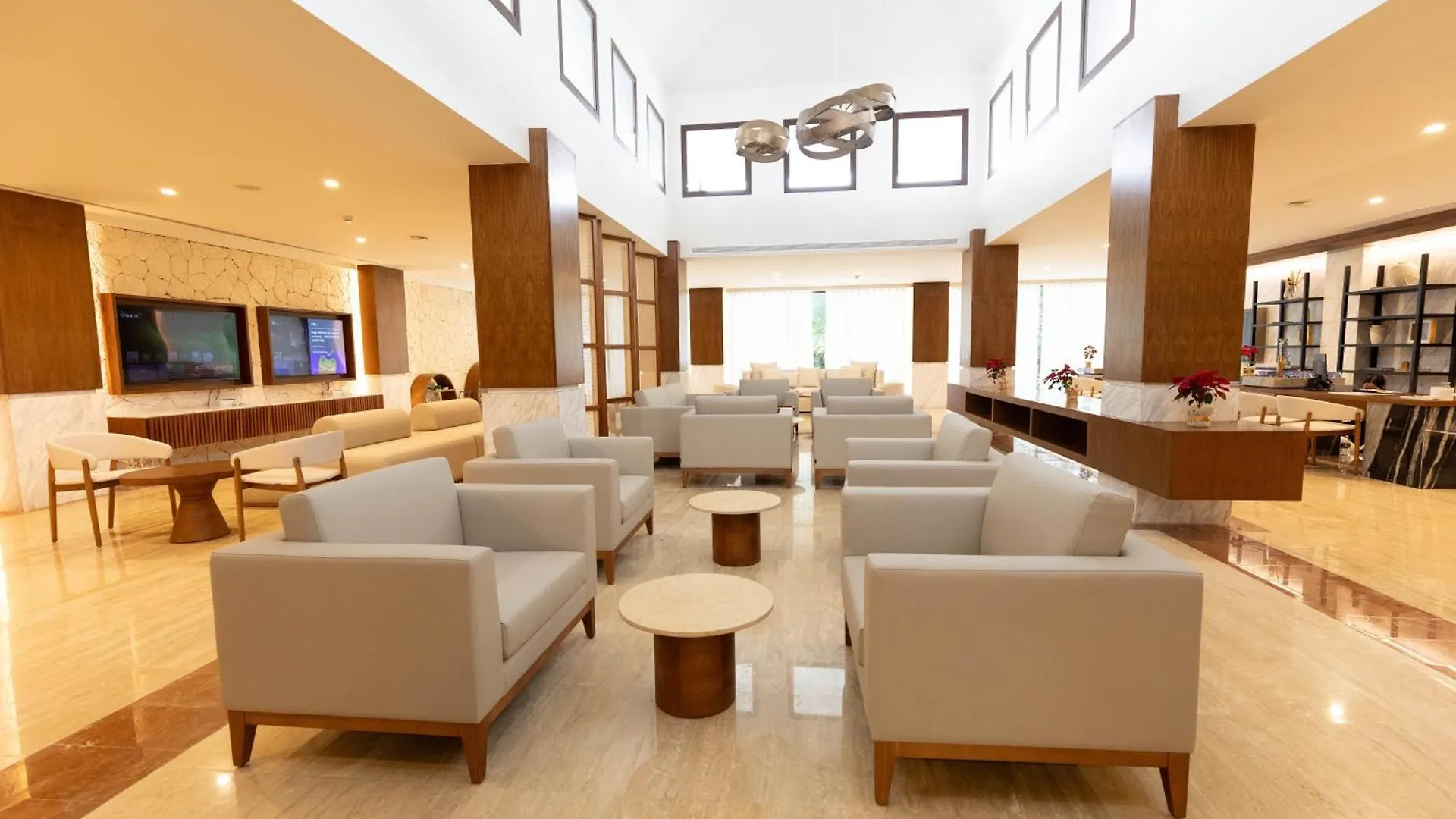 Family Selection At Grand Palladium Kantenah Resort & Spa Akumal