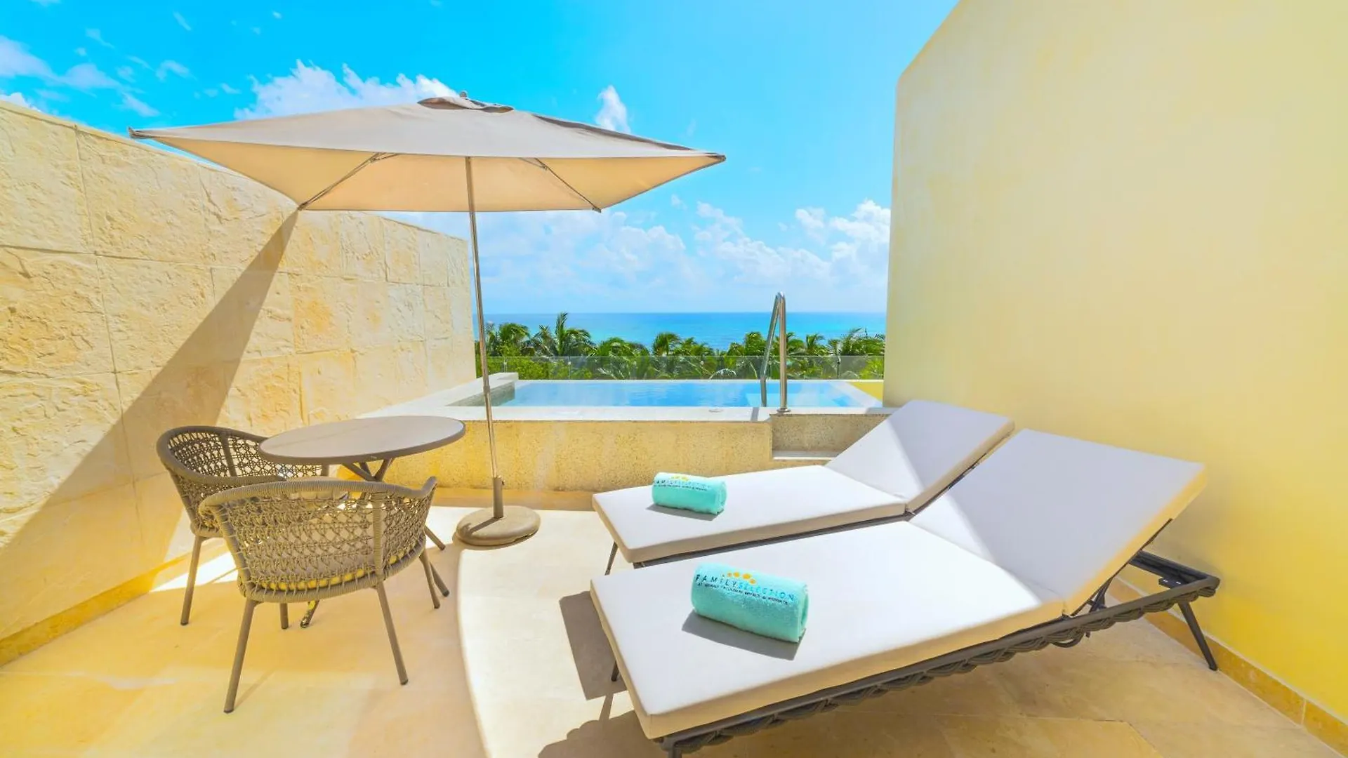Family Selection At Grand Palladium Kantenah Resort & Spa Akumal 5*,