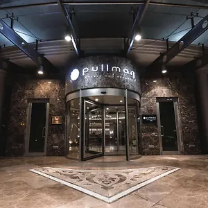 Pullman Hotel Baku